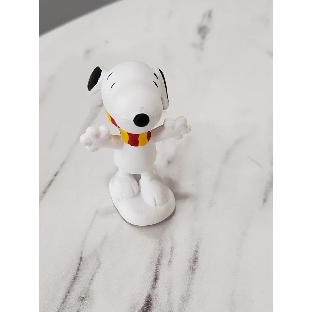 2004‎ Department 56 Peanuts on Ice Rink 5659093 REPLACEMENT FIGURE Snoopy